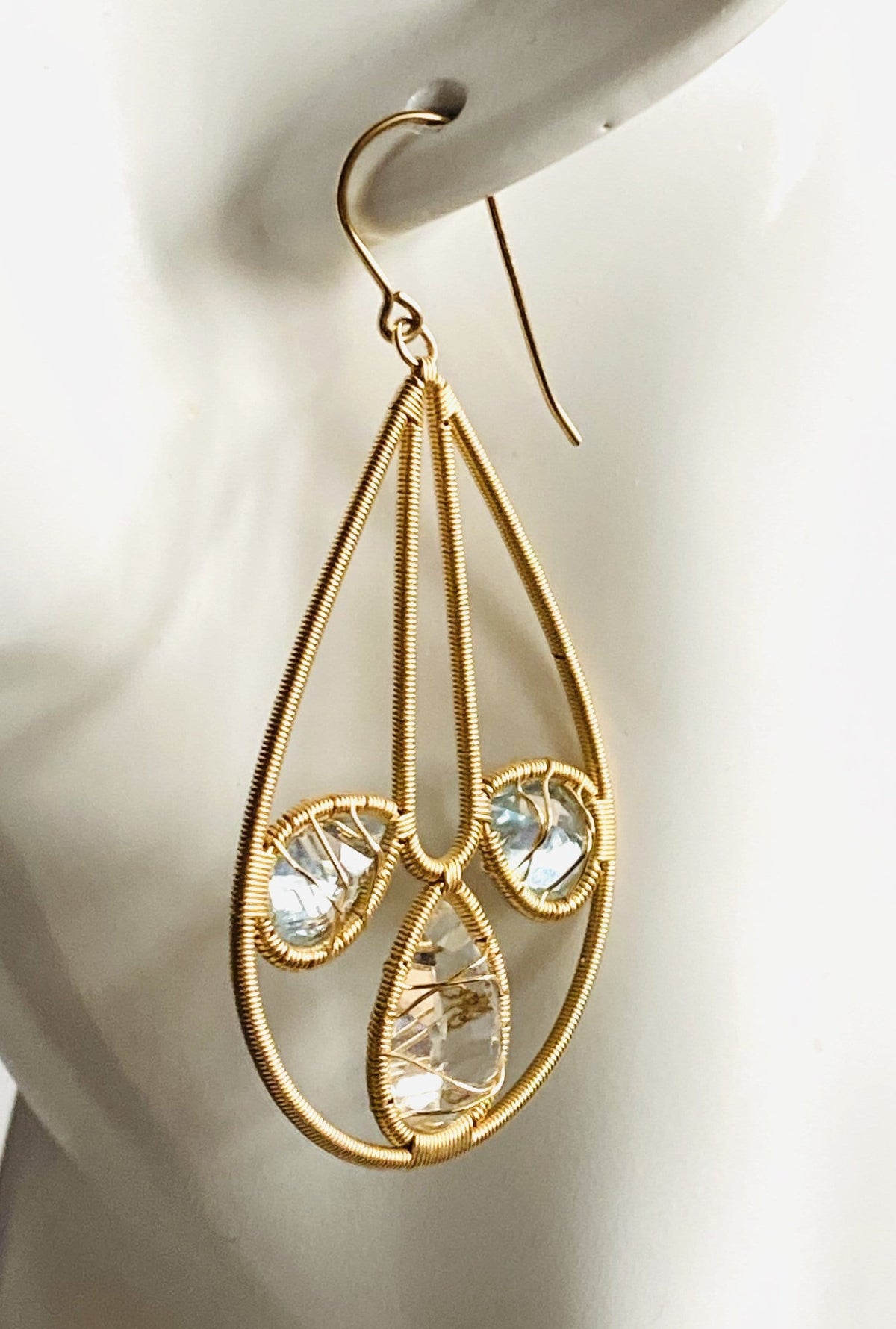 Splendid Aqaumarine Berryll Earrings Gold Setting Unique Showstopper Red Carpet