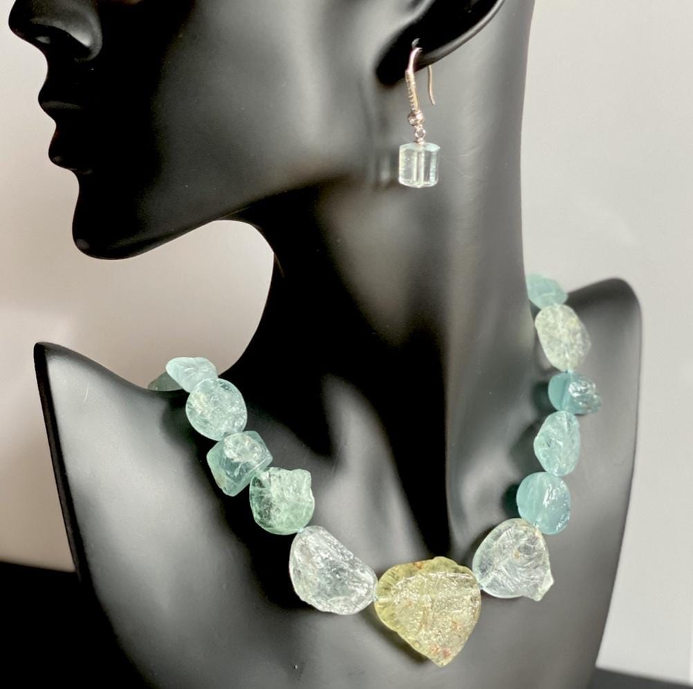 Aquamarine “Here I come” Necklace